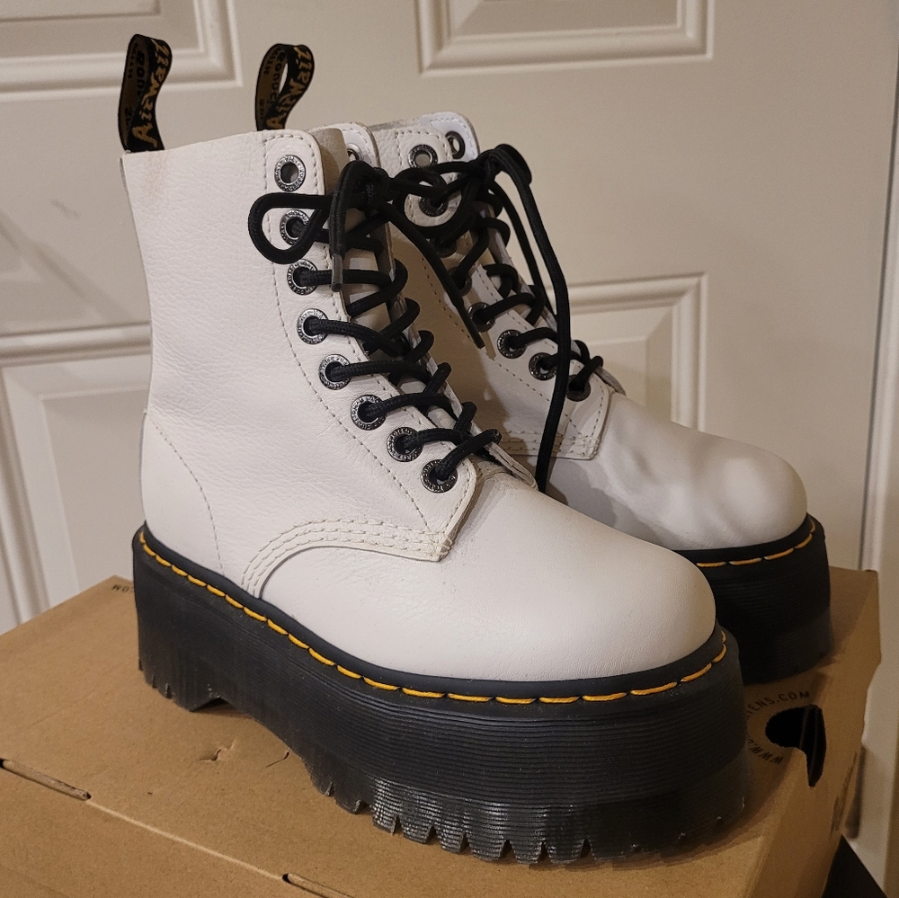Dr. Martens 1460 Max Leather Platform Boots
